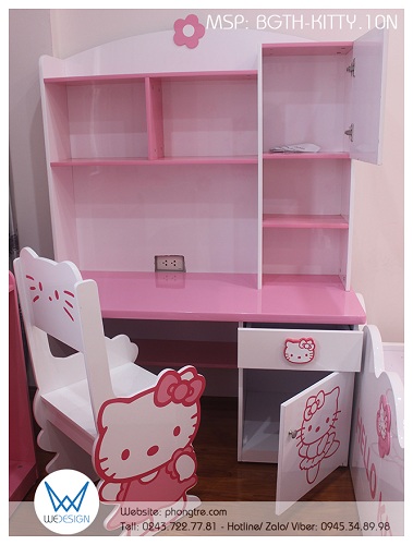 Bộ bàn ghế tiểu học có giá sách Hello Kitty BGTH-KITTY.10N thiết kế công năng tiện ích cho bé Tuệ Nhi sử dụng trong 5 năm học cấp 1