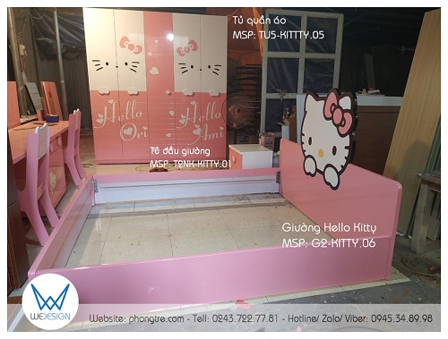 Gia đình anh Phong đặt Wedesign đóng đồ nội thất Hello Kitty của phòng 2 bé gái gồm có: bộ bàn ghế đôi 2 học sinh Hello Kitty, tủ 5 cánh Hello Kitty trang trí tên 2 bé gái, giường ngủ Hello Kitty 1m8 có tủ táp đầu giường Hello Kitty - Ảnh chụp tại xưởng ngày 30/8/2019